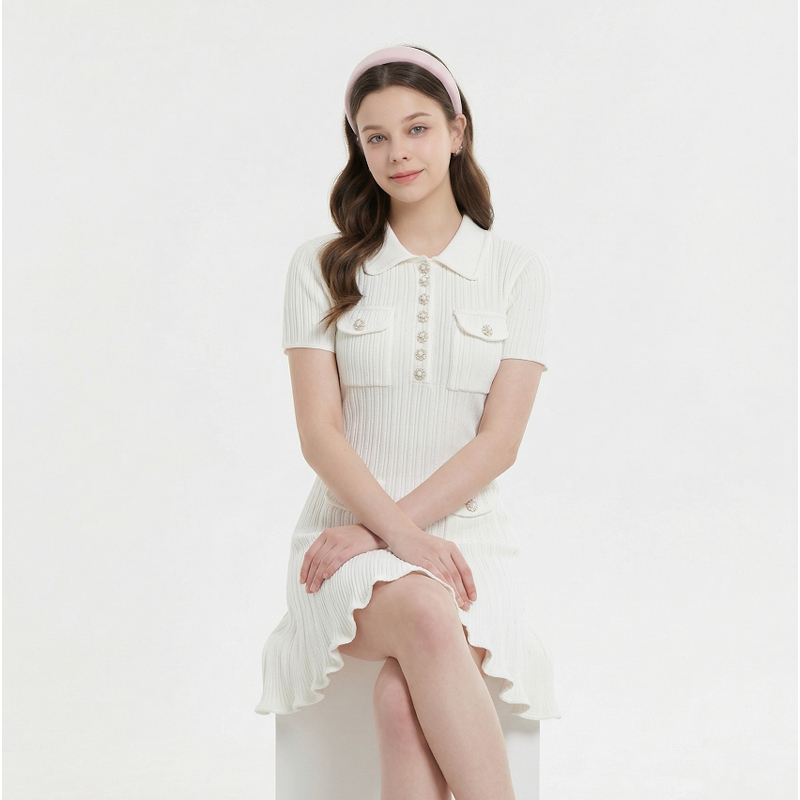 パールボタン襟付きリブニットワンピース - 画像 (3)